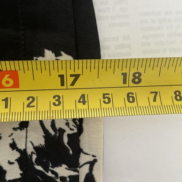 Floral Print Skirt - Picture 4 of 6